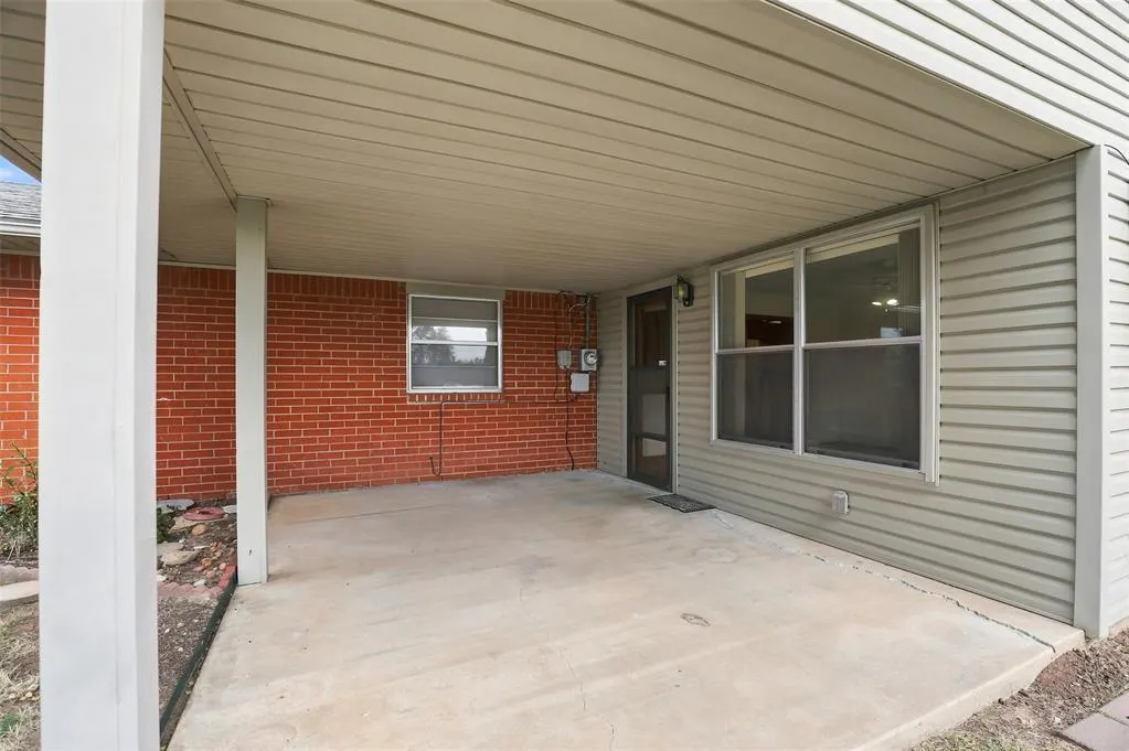 Photo 37 — 4107 N Chapman, Shawnee, OK 74804