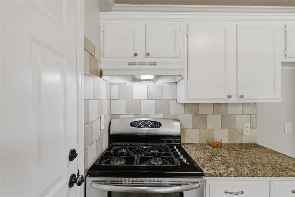Photo 12 — 3028 NW 46th Street, Oklahoma City, OK 73112