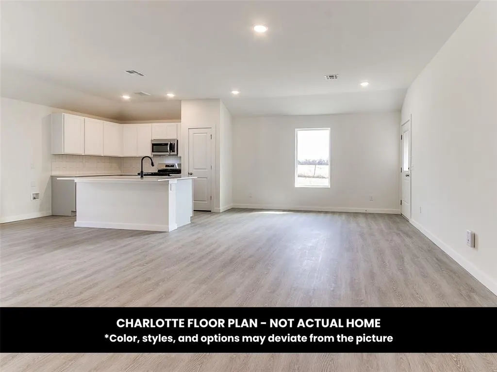 Photo 7 — 9100 Sweetwater Boulevard, Oklahoma City, OK 73160