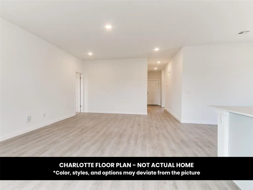 Photo 9 — 9100 Sweetwater Boulevard, Oklahoma City, OK 73160