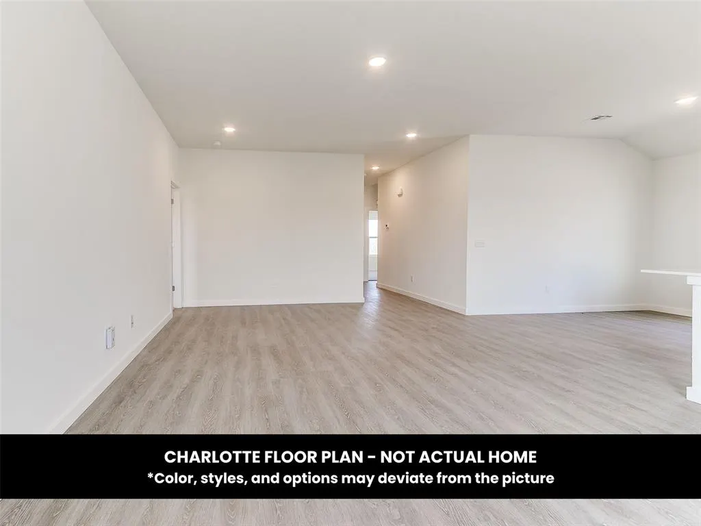 Photo 10 — 9100 Sweetwater Boulevard, Oklahoma City, OK 73160