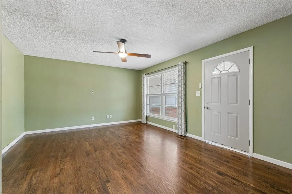 Photo 2 — 4420 NW 32nd Street, Oklahoma City, OK 73112