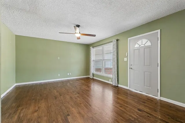 Photo 2 — 4420 NW 32nd Street, Oklahoma City, OK 73112