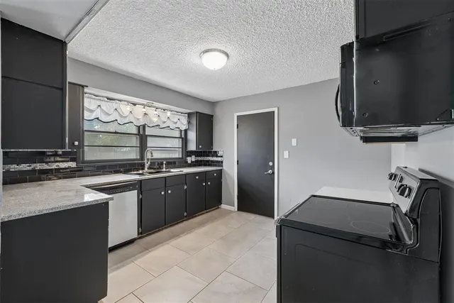Photo 5 — 4420 NW 32nd Street, Oklahoma City, OK 73112