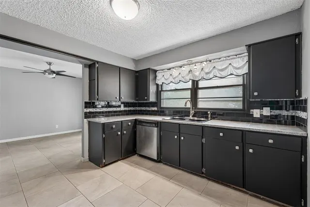 Photo 6 — 4420 NW 32nd Street, Oklahoma City, OK 73112