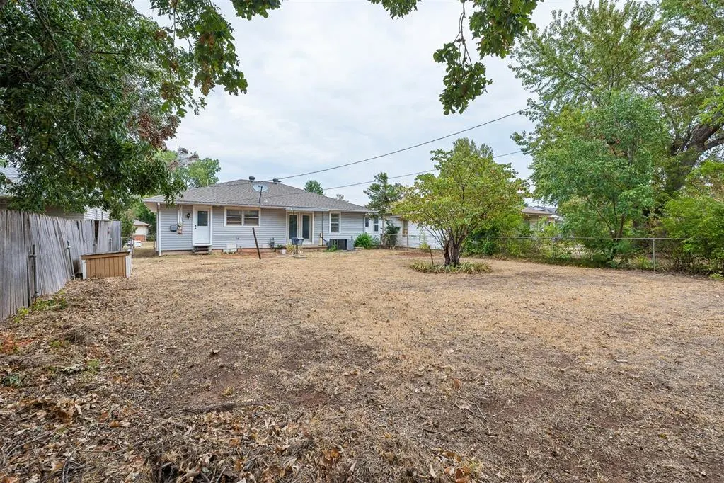 Photo 13 — 4420 NW 32nd Street, Oklahoma City, OK 73112