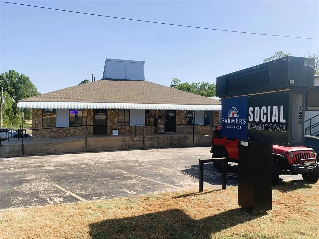 Front exterior — 5300 E Highway 37, Tuttle, OK 73089