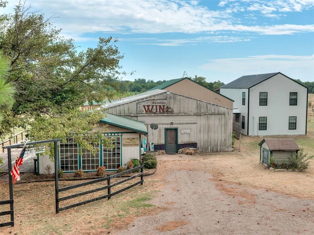 Photo 3 — 7050 Slaughterville Road, Slaughterville, OK 73051