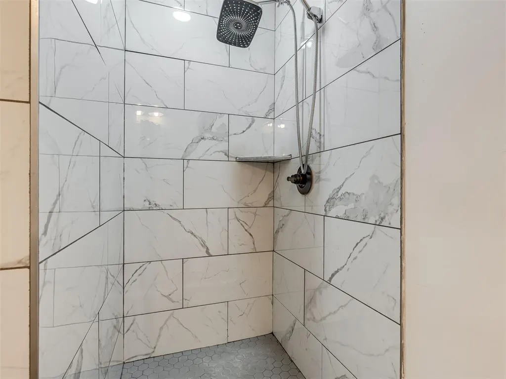 Photo 21 — 7050 Slaughterville Road, Slaughterville, OK 73051
