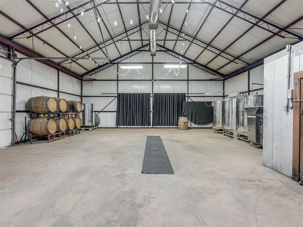 Photo 35 — 7050 Slaughterville Road, Slaughterville, OK 73051