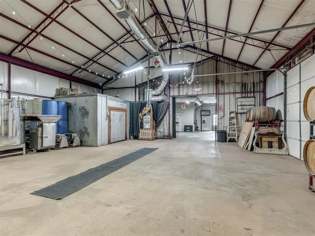 Photo 38 — 7050 Slaughterville Road, Slaughterville, OK 73051