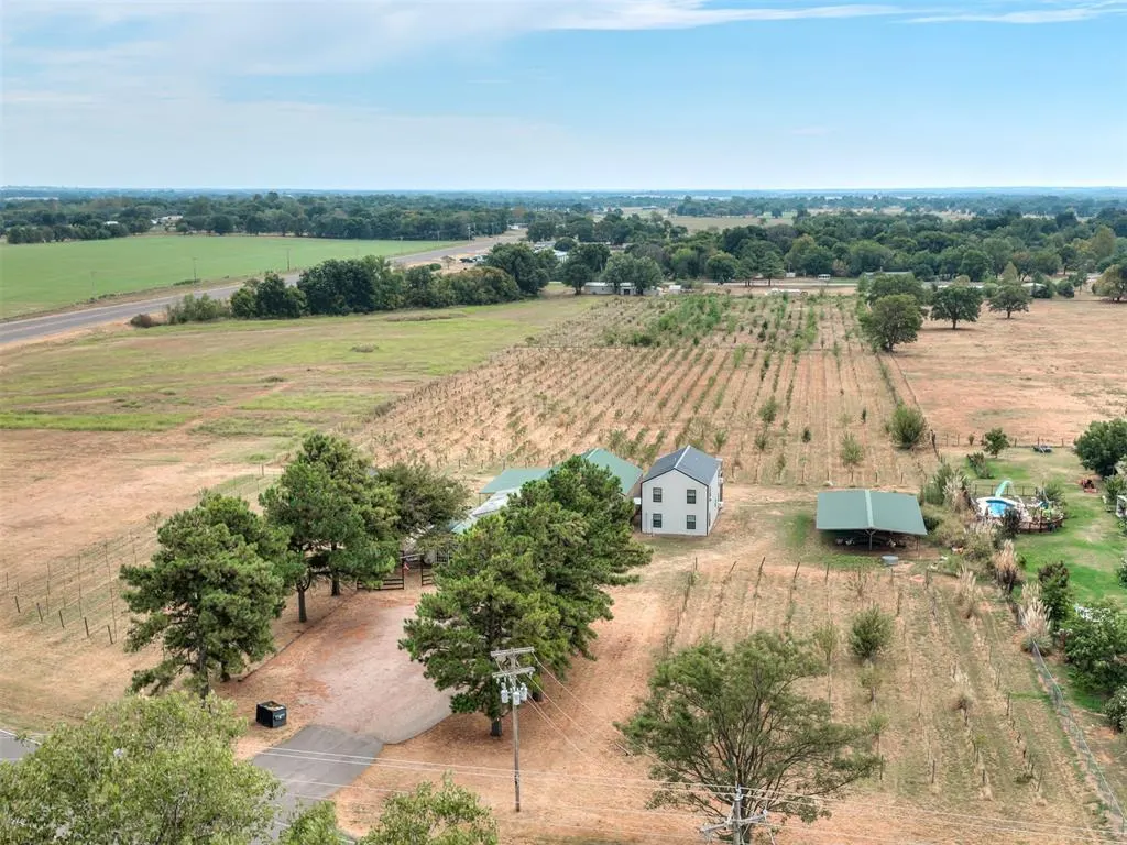 Photo 28 — 7050 Slaughterville Road, Slaughterville, OK 73051