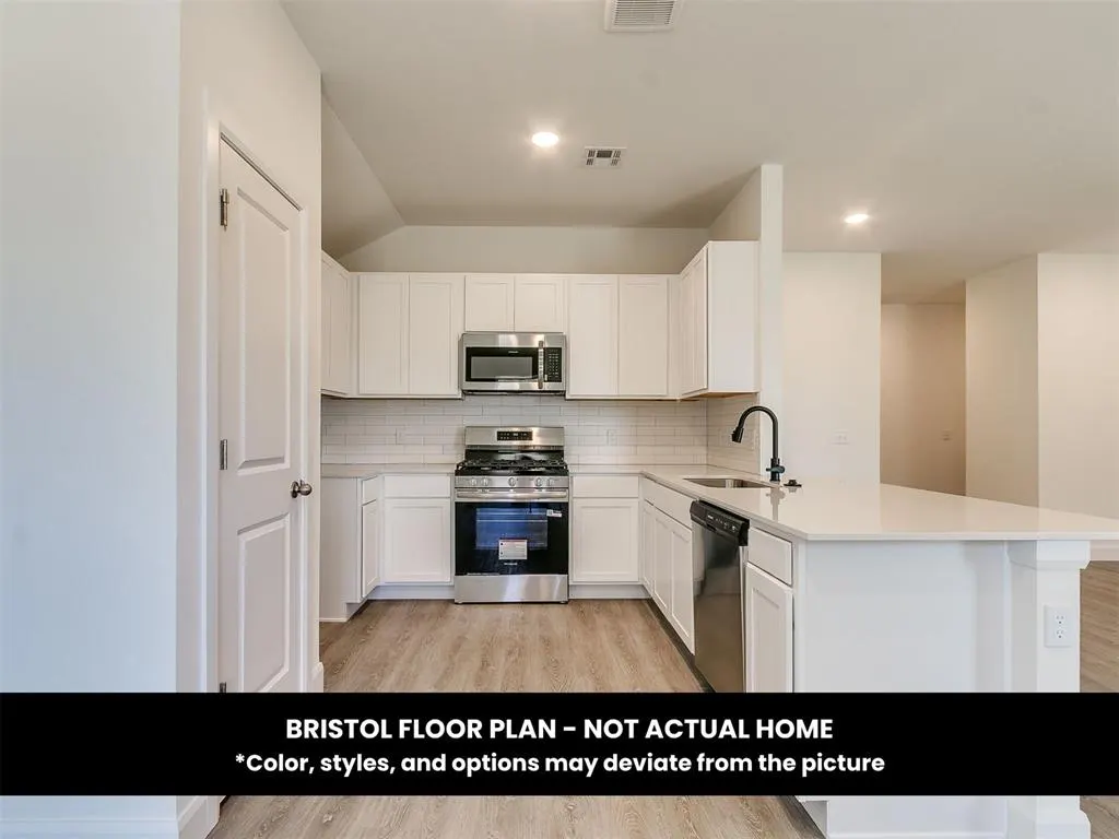 Photo 13 — 9020 Sweetwater Boulevard, Oklahoma City, OK 73160