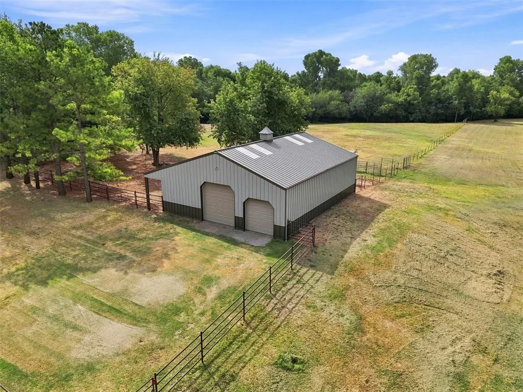 Photo 3 — 801 Cameron Drive, Yukon, OK 73099