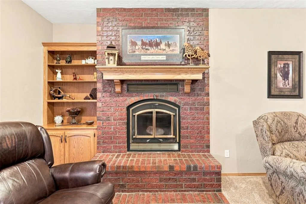 Photo 15 — 801 Cameron Drive, Yukon, OK 73099