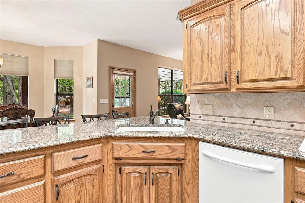 Photo 20 — 801 Cameron Drive, Yukon, OK 73099