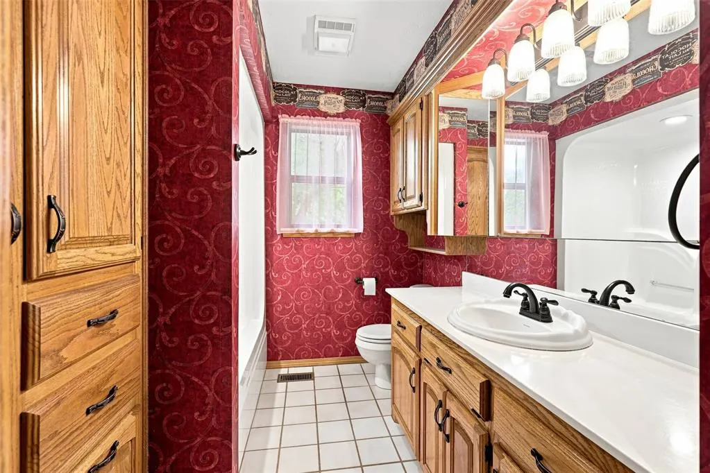 Photo 29 — 801 Cameron Drive, Yukon, OK 73099