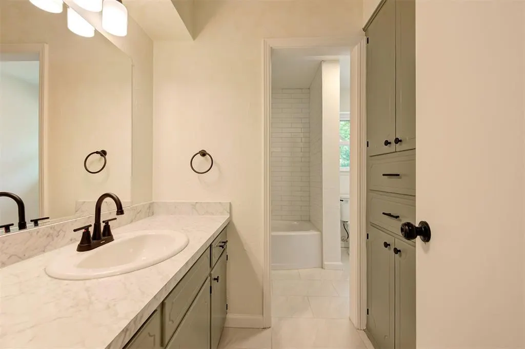 Photo 21 — 1407 Lakecrest Drive, Norman, OK 73071