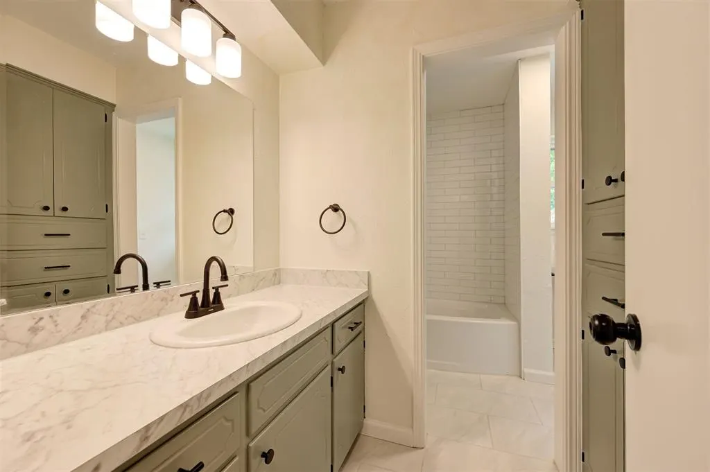 Photo 22 — 1407 Lakecrest Drive, Norman, OK 73071