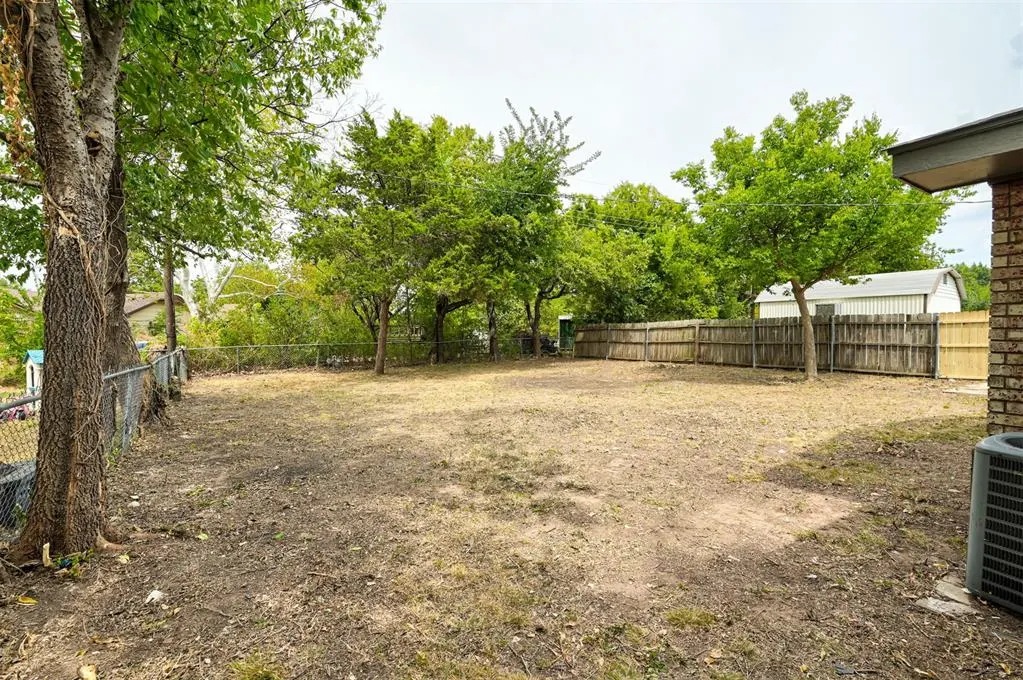 Photo 29 — 1407 Lakecrest Drive, Norman, OK 73071