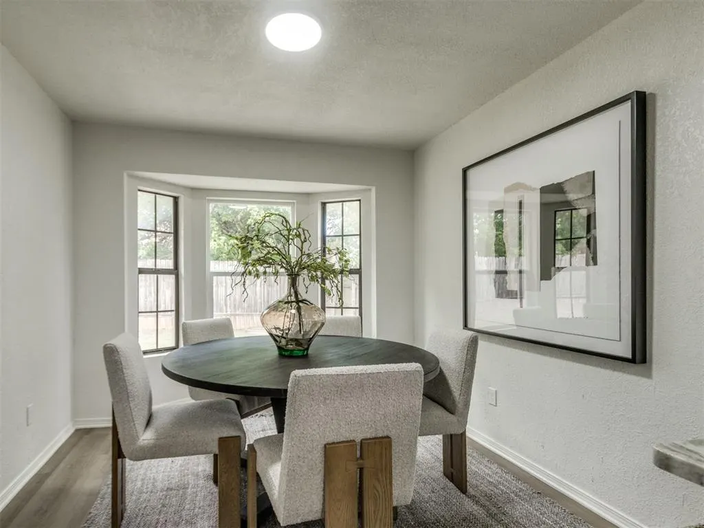 Photo 2 — 10104 Primrose Lane, Oklahoma City, OK 73159