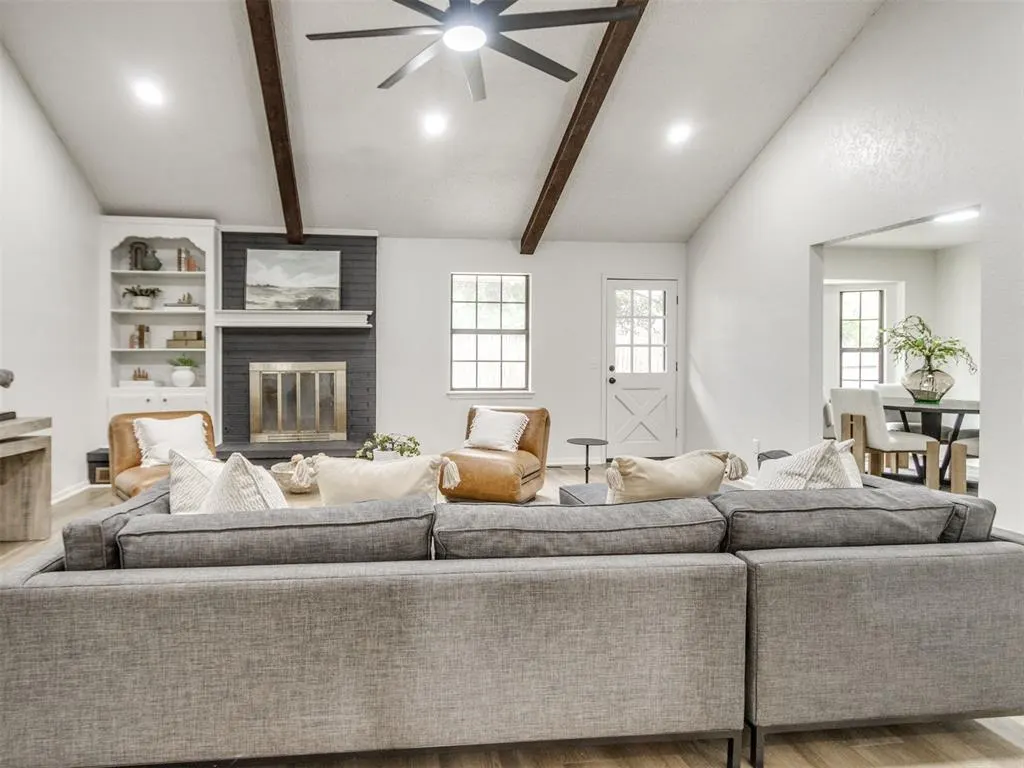 Photo 9 — 10104 Primrose Lane, Oklahoma City, OK 73159
