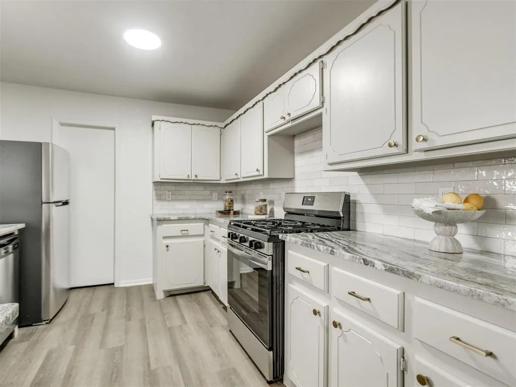 Photo 14 — 10104 Primrose Lane, Oklahoma City, OK 73159