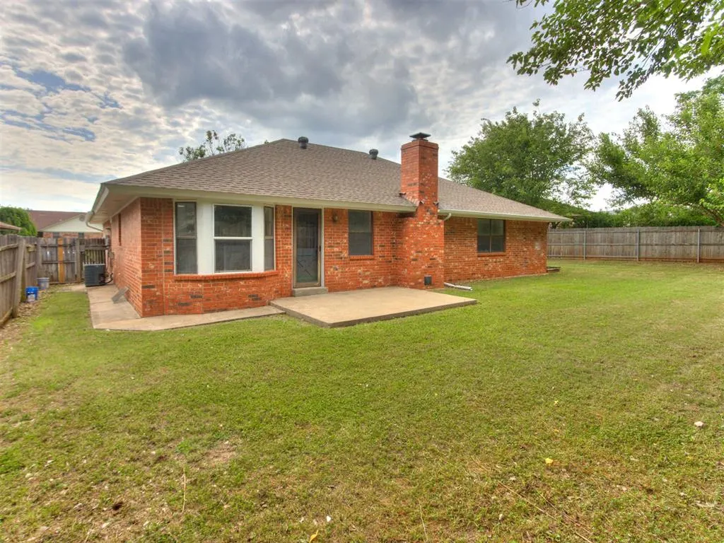Photo 38 — 10104 Primrose Lane, Oklahoma City, OK 73159