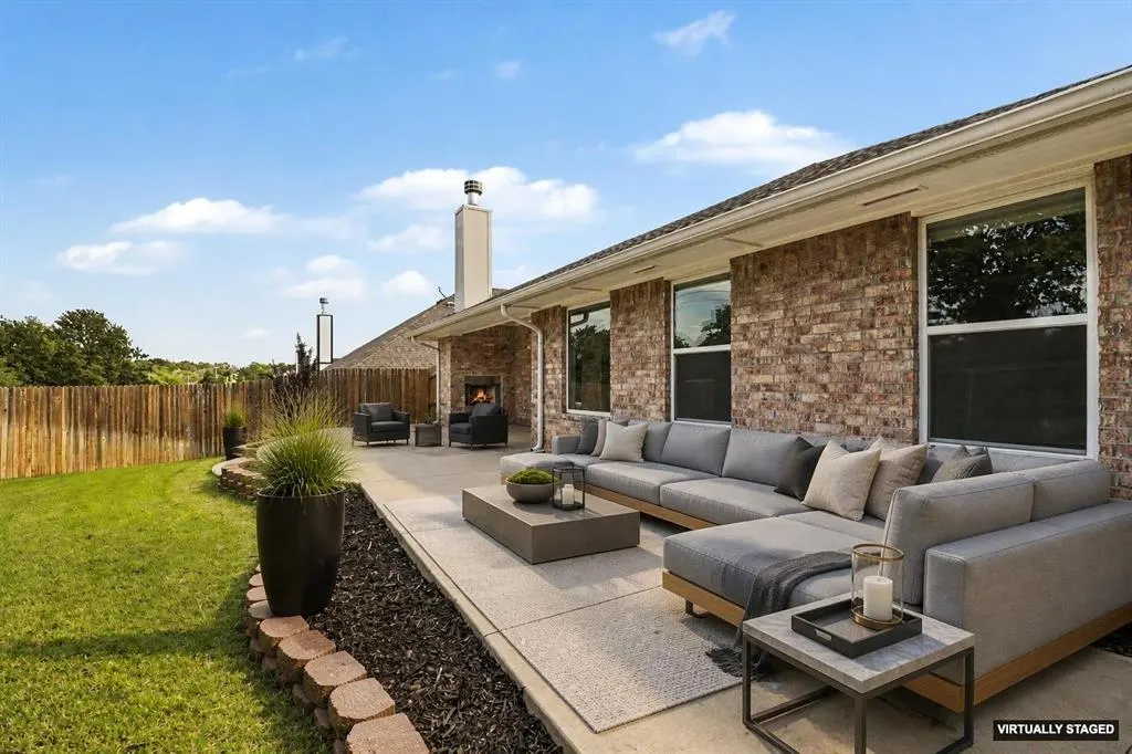 Photo 2 — 8517 Stark Street, Edmond, OK 73007