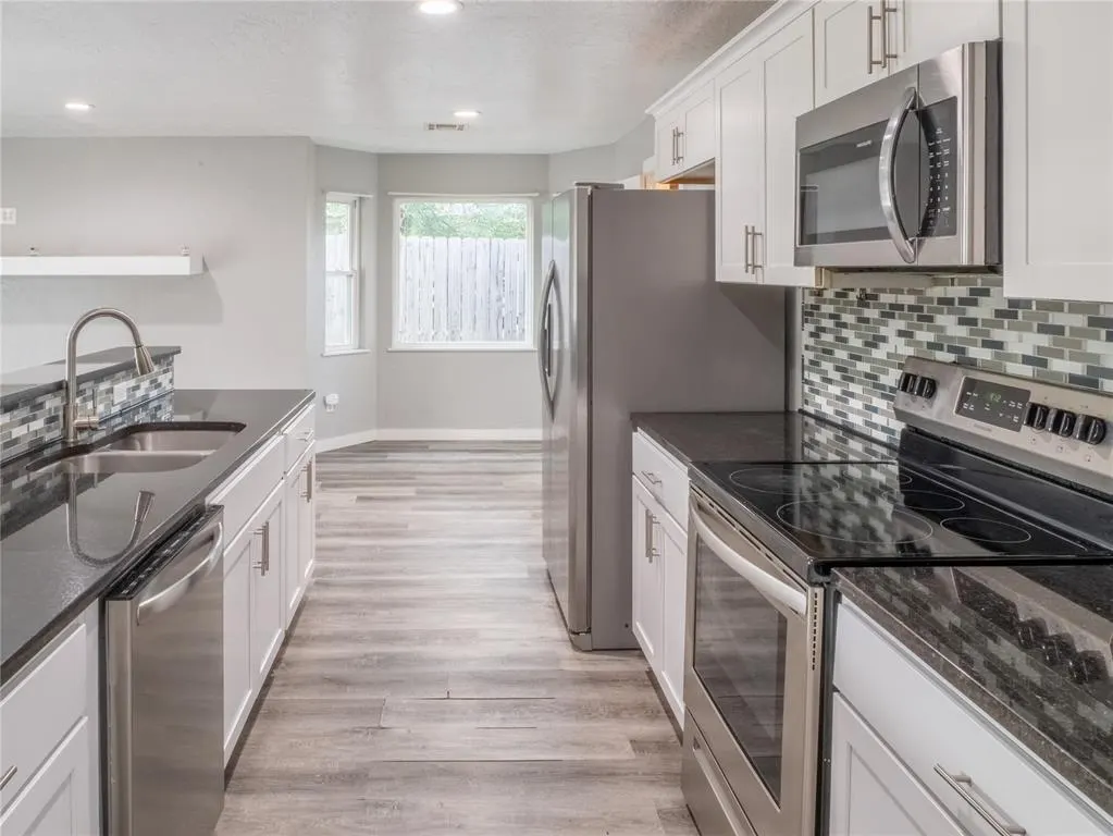 Photo 11 — 4603 SE Ellsworth Avenue, Lawton, OK 73501