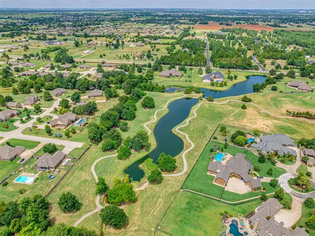 Photo 8 — 1101 W Pampas Street, Mustang, OK 73064