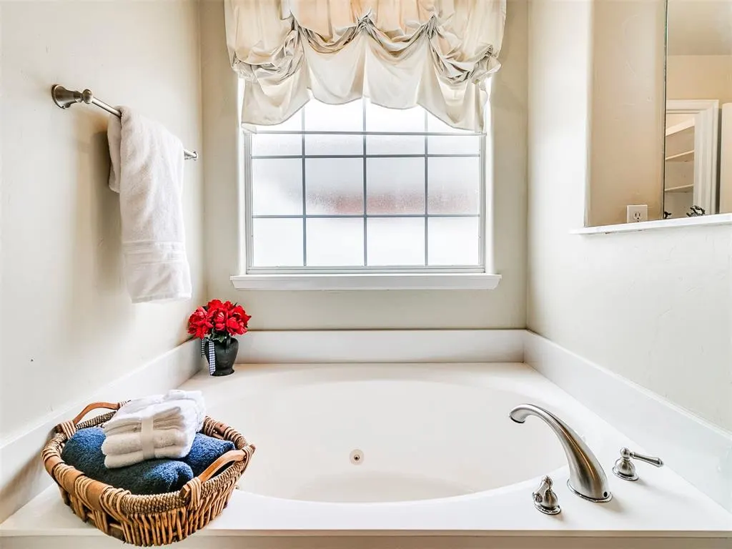 Photo 27 — 2705 Woodbridge Drive, Shawnee, OK 74804