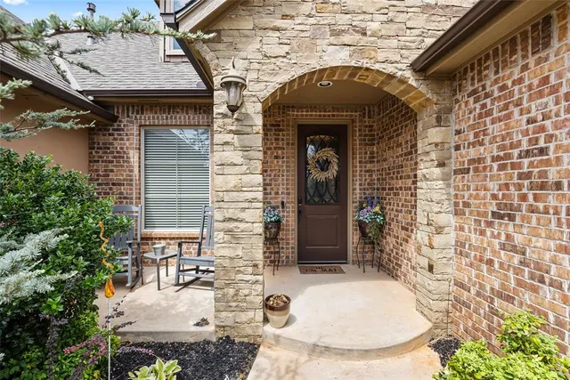 Photo 7 — 13313 NW 5th Street, Yukon, OK 73099