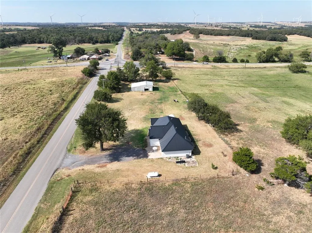 Photo 2 — 16025 County Street 2730, Minco, OK 73059