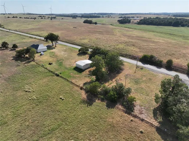 Photo 8 — 16025 County Street 2730, Minco, OK 73059