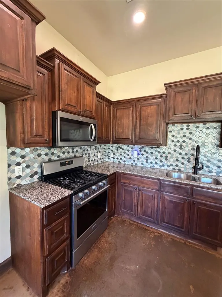 Photo 35 — 16025 County Street 2730, Minco, OK 73059