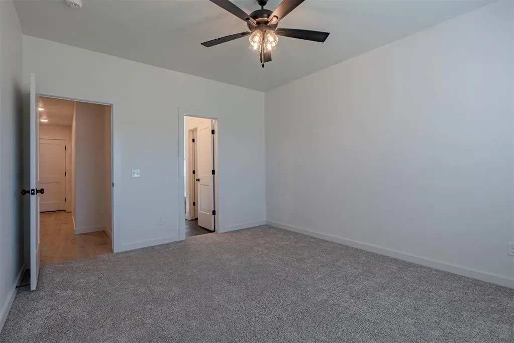 Photo 17 — 9324 SW 37th Street, Oklahoma City, OK 73179