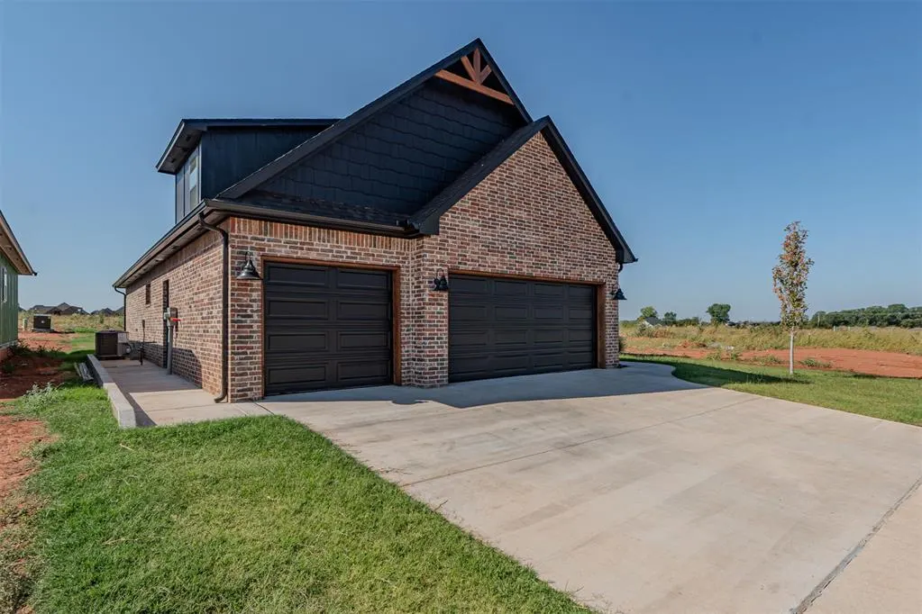 Photo 42 — 9324 SW 37th Street, Oklahoma City, OK 73179