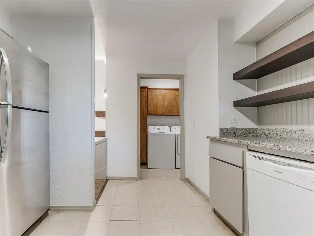 Photo 14 — 1404 Mary Lee Lane, Edmond, OK 73034