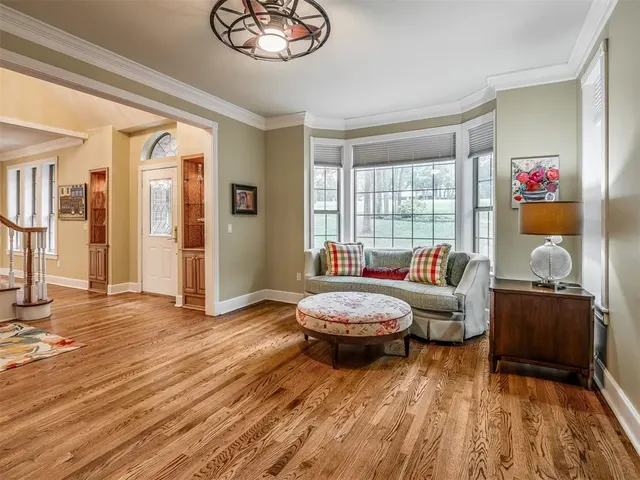 Photo 7 — 9216 Oakmont Drive, Oklahoma City, OK 73131