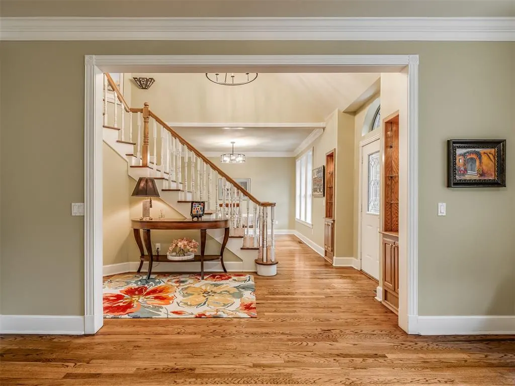 Photo 8 — 9216 Oakmont Drive, Oklahoma City, OK 73131