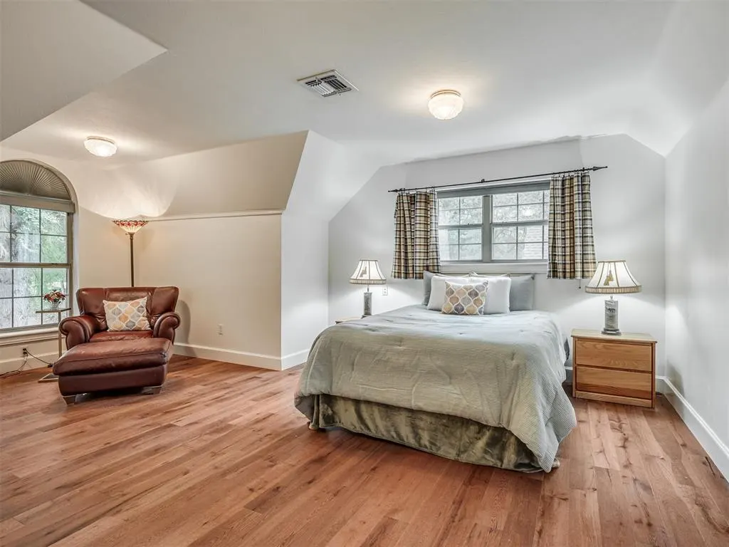 Photo 27 — 9216 Oakmont Drive, Oklahoma City, OK 73131