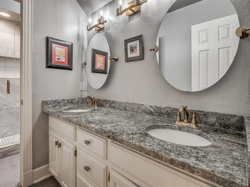 Photo 28 — 9216 Oakmont Drive, Oklahoma City, OK 73131