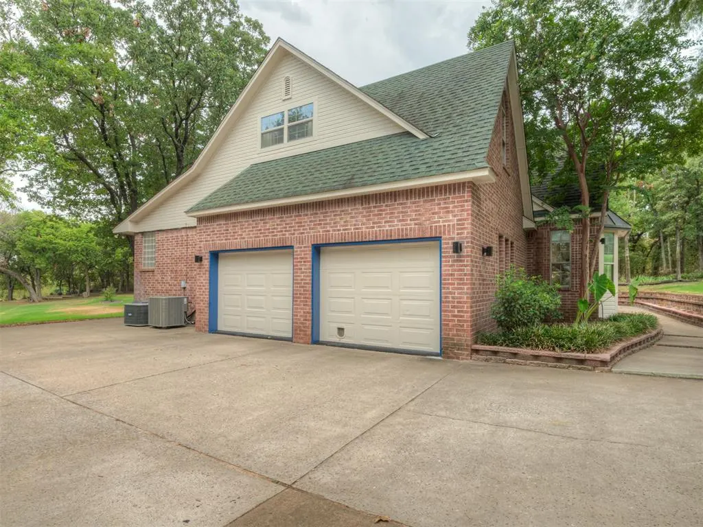 Photo 44 — 9216 Oakmont Drive, Oklahoma City, OK 73131