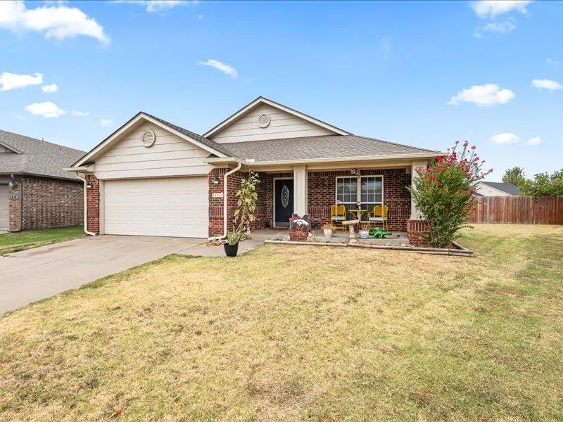Front exterior — 13333 SW 3rd Street, Yukon, OK 73099