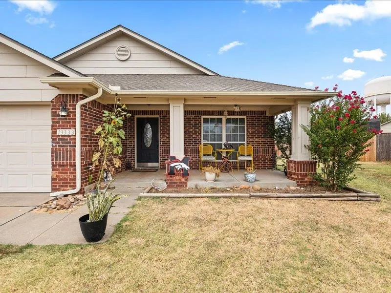 Photo 3 — 13333 SW 3rd Street, Yukon, OK 73099