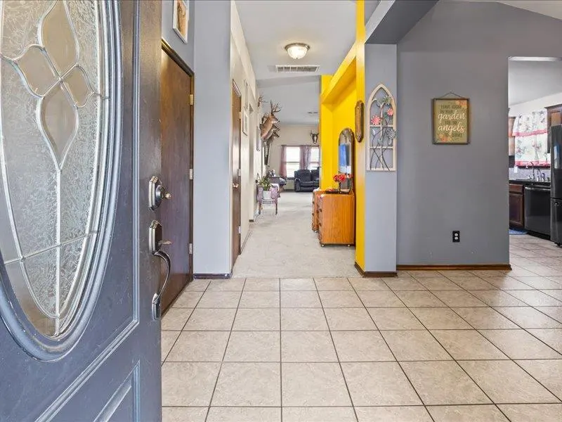 Photo 6 — 13333 SW 3rd Street, Yukon, OK 73099