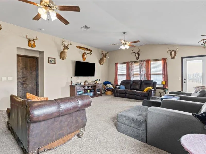 Photo 16 — 13333 SW 3rd Street, Yukon, OK 73099