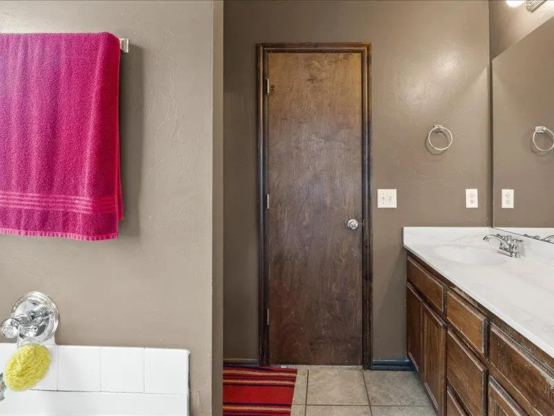 Photo 25 — 13333 SW 3rd Street, Yukon, OK 73099