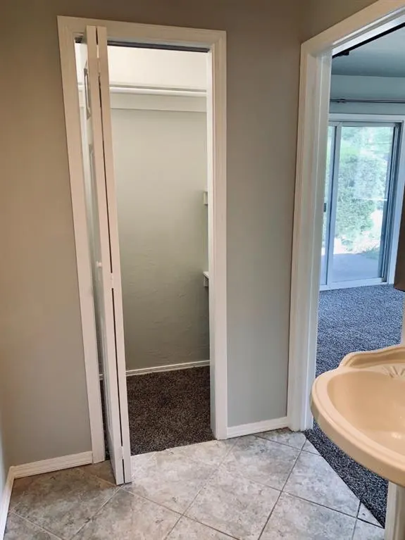 Photo 7 — 3025 NW 69th Street, Oklahoma City, OK 73116